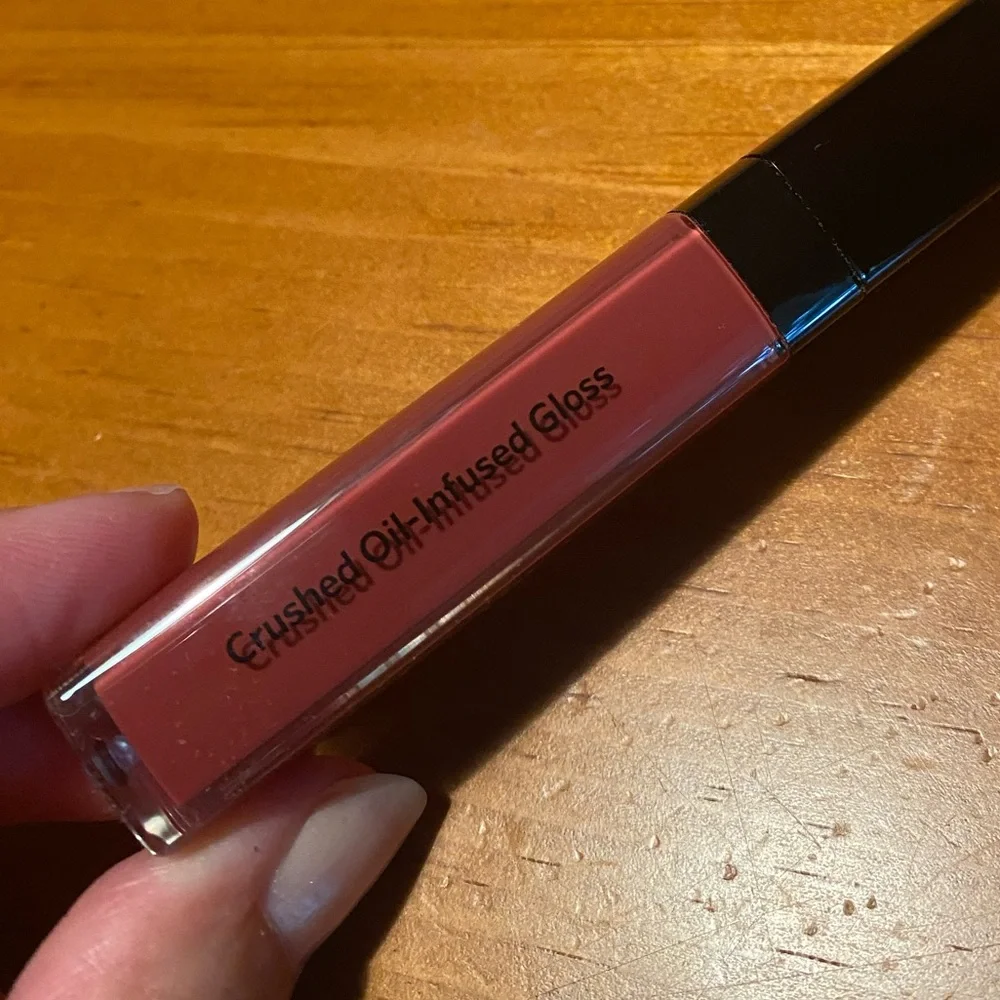 Bobbi Brown Crushed Oil-Infused Gloss Slow Jam